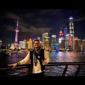 Meet your Posher, Nicholas